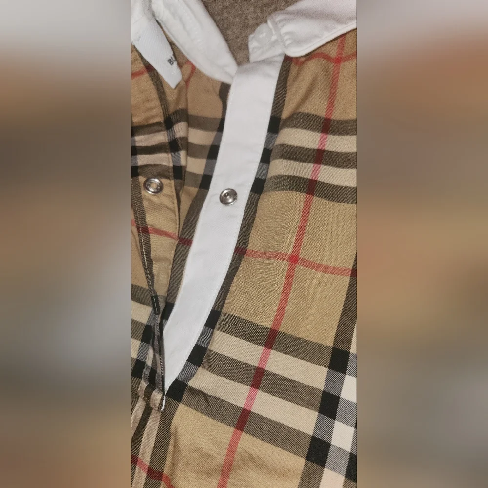 Burberry Plaid Baby Romper with White Collar 12 Mo - Picture 4 of 6